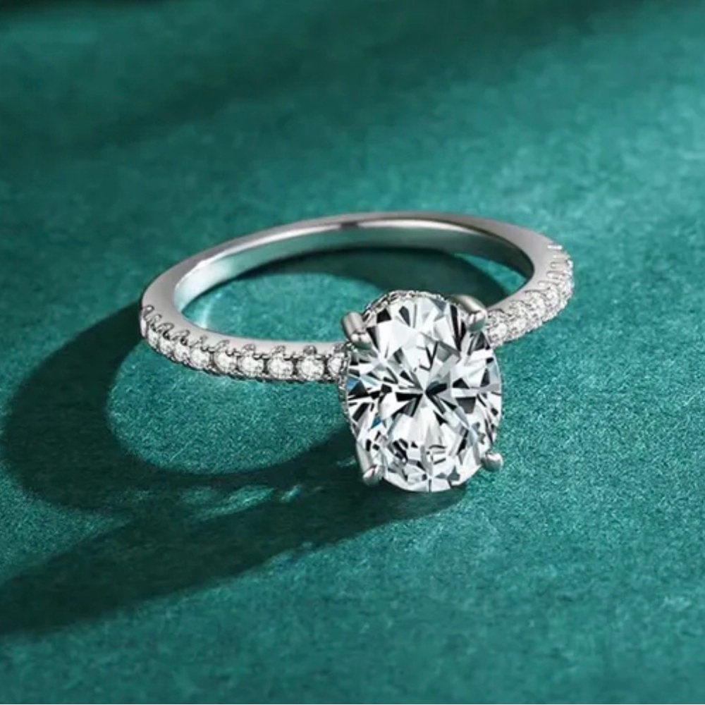 Moissanite Solitaire Engagement Ring Solid 14k White Gold Oval Cut (Size 6)